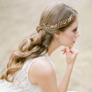 Pinzas para el cabello MissRDress Elegante Cristal Perla Flor Joyería Accesorios de boda Tiara nupcial Adornos Corona al por mayor