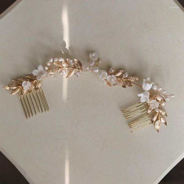 Pinces à cheveux brillant Zircon mariée Long peigne à la main fleurs blanches accessoires de mariage feuille d'or vigne femmes casque bijoux