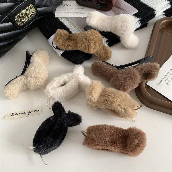 Pinces à cheveux mode sud-coréenne automne et hiver doux mignon pince en peluche tête arrière plat banane accessoires pour femmes