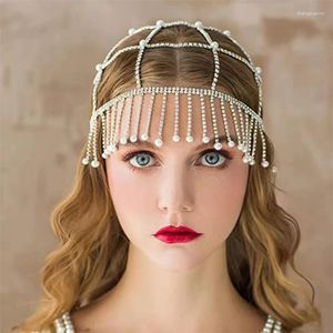 Clips de cheveux Chatte à la mode Hingestone Tassel Chaîne de front pour femmes Crystal Dubai Bridal Head Wedding Jewelry Accessoires