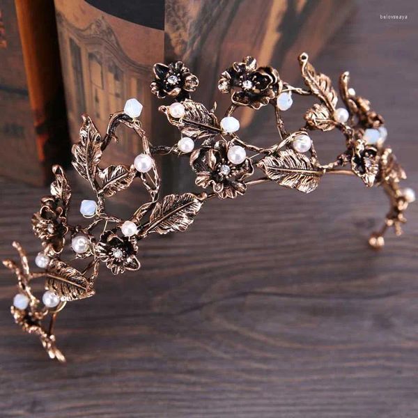 Clips de cheveux Tiaras vintage pour femmes Métal des fleurs de feuilles antiques couronnes Baroque Accessoires de mariage Headpices de perles