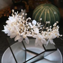 Haarclips Wedding Tiaras oorrangsets voor vrouwen Flower Pearl Haibrands Princess Bridal Crowns Luxe sieraden Fairy Marrigee -kopstuk