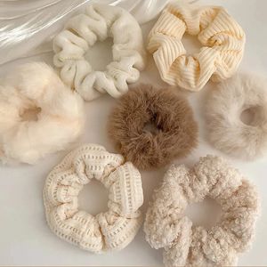 Haarelastiekjes 17 stuksSet Dames haarscrunchies Fluwelen effen kleur haarband voor meisjes Paardenstaarthouder Elastiekjes Haarelastiekjes Haaraccessoires 231208