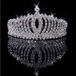Haarelastiekjes Kinderhoepel Kroon Stijlvolle tiara met kam Meisje Zomer Hoogwaardig kristal Zilveren sieraden Diamant van de meisjes 231219