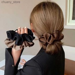 Haar rubberen bands Koreaanse vrouw Big Elegant Silk Elastics Hair Band Girls Solid Color Scrunchies Hair Ties Ladies Perse Tail Hold Hair Accessoires Y240417