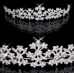 Tiaras de cheveux en stock en diamant bon march￩ Rigiane de mariage Couronne Band de cheveux Tiara Bridal Prom Bijoux de bijoux 180279818169