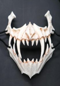 Half Animal Mask Dientes largos Demonio Samurai Masilla de hueso blanco Tengut Dragón Yaksa Tiger Resin Mask Cosplay T2005092774300