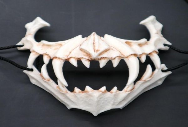 Demi-masque Animal à longues dents, démon samouraï, masque en os blanc, Tengu Dragon Yaksa, masque en résine de tigre, Cosplay T2005093985719