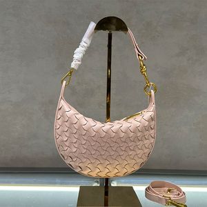 Half Moon Sac Wave Woven Sac crossbody Under Arm Baging Baging Banquet Banquet Tricot Hobo Hobo Bourse Purse Plaine de vache de haute qualité Pouche en cuir authentique