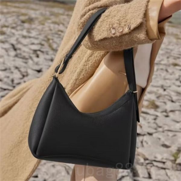 Bolso de media luna Bolsos de diseñador de alta calidad Sacoche de cuero Viaje Color sólido Negro Marrón Embrague de moda Bolso cruzado de lujo Maquillaje Gran capacidad XB070