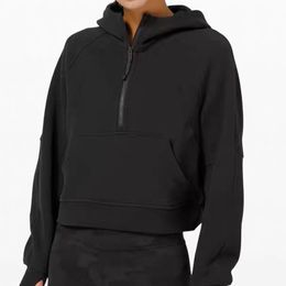 Veste à capuche demi-zippée pour femmes, tenues de yoga, vêtements de sport brossés, manteau de course à capuche avec poches, polaires d'extérieur, trous pour les pouces