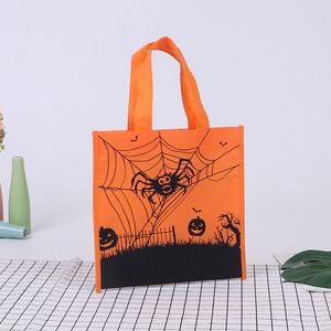 Halloween Candy Sac Gift Wraps réutilisable Eco Friendly Sacs Sacs Mindergarten Party Tissu de tissu non tissé ou Treat à main sac à main pliable Tr0090