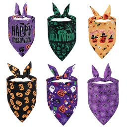 Halloween Dog Bandana Pumpkin Ghost Gedrukt Holiday Scarf Triangle Bibs Kerchief Sjaal Honden Saliva Handdoek Accessoires Pet Hond Supplies