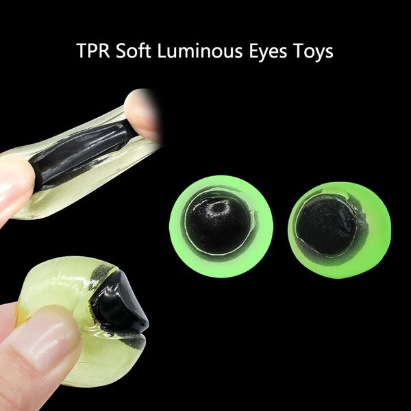 Halloween Juguetes divertidos Broma práctica Prop Horrible Ojos luminosos Sticky Mochi Juguete Novedad Pinch Squeeze TPR Squishy Fidget Toys 2731