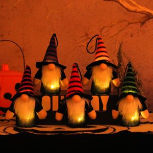 Gnomes d'Halloween avec LED Sorcière à la main Tomte Gnomes scandinaves Fête d'Halloween Ornements de vacances à la maison