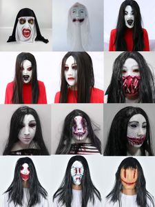 Halloween Horror Prop: Female Ghost speelt Ghost Mask als een horror -prop