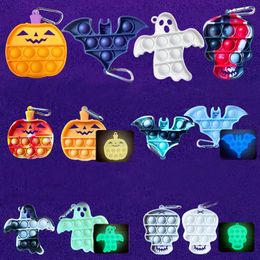 Llavero de Halloween Push pop Sensory Fidget Toys Mini Anti-Ansiedad Alivio del estrés de silicona Llavero Pop para niños Juguete