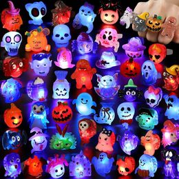 Halloween magique doigt lumières lumineux LED doigt anneau lumière lampe faisceaux torche pour fête KTV Bar rave lumière rougeoyant décor accessoire