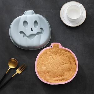 Pochoirs en silicone Halloween Pumpkin Face Cake Pan Coulage de boulangerie Modèle de puddings doux pour 8,3 pouces