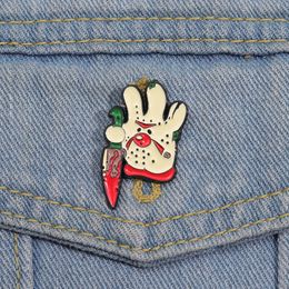 Horror Creatieve Palm Emaille Pins Custom Dolk Bloed Broches Revers Badges Gothic Sieraden Cadeau voor Vrienden