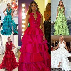 Robe de bal en taffetas dos nu, robe de bal à volants, concours de beauté, soirée formelle d'hiver, défilé de gala, Golden Globe Award, robe de célébrité, col en V profond, fente latérale, Chartreuse émeraude