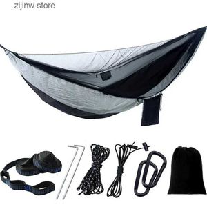 Hamacs Camping Hamac avec Mosquito Net et parachute portable 6-boucle Double voyage Hamac Outdoor Hammock Hammock Swinging Chair Y240322