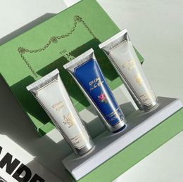 Crema de mano 50 ml con 3pcs un set 16floz creme verter les mains jardín cremas 3 en 1 cuadro de regalo Lotion9028432