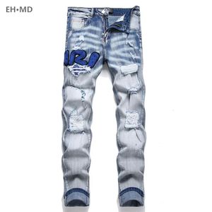 Jeans brodé à la main Men de style national Personnalité Coton Coton High Elastic Slim Pantums 3d High Street Wash Hole Skull 4 240521