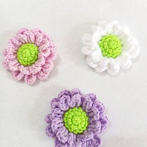 Tricoté à la main en laine fleur broche broches pour femmes Crochet Corsage costume épinglettes élégant manteau pull Badge bijoux accessoires