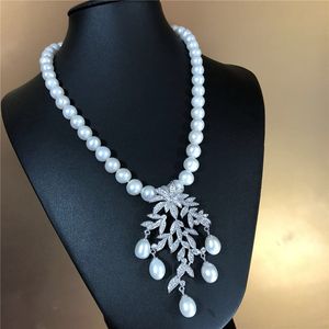 Handgeknoopte natuurlijke 8-9mm witte zoetwaterparel bladeren micro inlay zirkoon accessoriese sluiting trui ketting lang 45 cm mode-sieraden