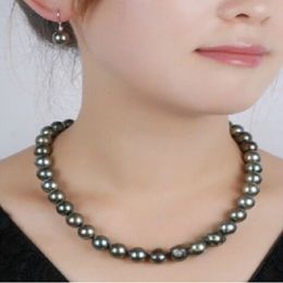 Pendientes de collar anudado a mano de 10 mm Cadena de perlas de cáscara negra Joyería de moda para mujeres