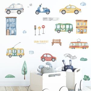 Handgeschilderde cartoon auto muurstickers voor kinderen babykamer slaapkamer decor milieuvriendelijke pvc-stickers decoratieve muurschilderingen verwijderbaar