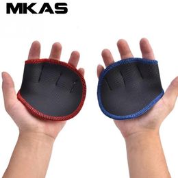 Gants de fitness de gym de protection de palmier à main demi-doigt soulevant les poignées haltères coussins haltérophiliés