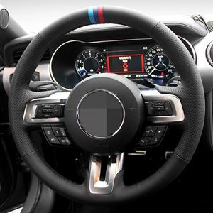 Housse de volant de voiture en cuir véritable suédé noir cousu à la main pour Ford Mustang 2016-2019 / Mustang GT