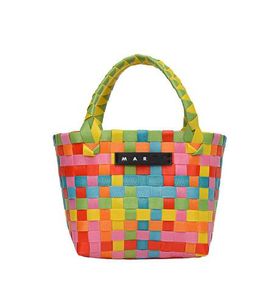 Sac tissé à la main Ins super populaire Couleur tissé végétal Sacs de panier portables