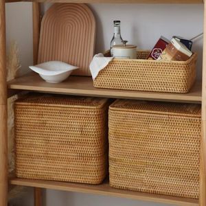 Panier à linge à rotin tissé à la main avec couverture, grands livres de vêtements divers, panier de stockage de couleurs primaires, fournitures domestiques, nouveau