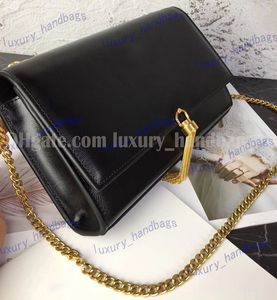 Bolso de diseñador Bolso de alta calidad Bolso bandolera para mujer Bolso de lujo de piel de vaca Bolsos de diseñador Colgante de cadena de metal Bolsos de hombro Bolso de mensajero de cuero genuino