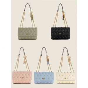 Handbag Designer Hot Vendre 50% de réduction sur les sacs d'épaule New Lingge Chain Rivet Sac Single Bodage Crossbody Color Color Fashion Womens