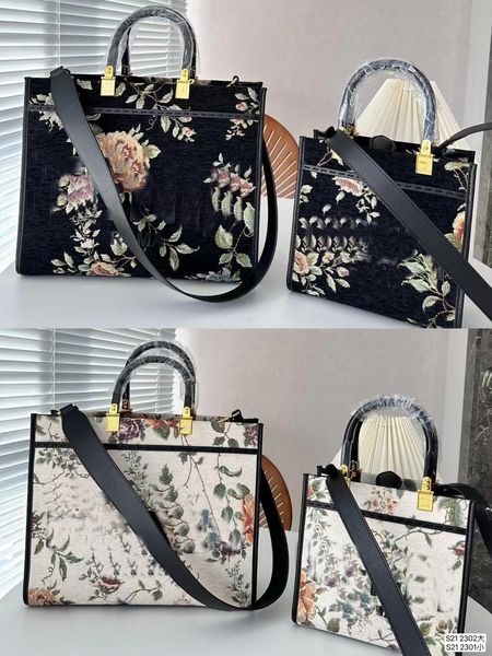 Bolso Diseñador Compras Bolsa de asas Bolso de hombro de lujo Bordado Flor Totes Bolsas Grandes The Tote Mujer Baguette Bolsos Moda Letras de oro Monedero de teléfono liso