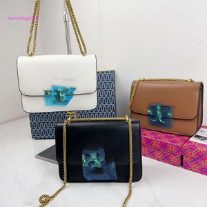 Sac à main designer le sac pour femmes Nouveau petit sac à bandoulière carré sac à bandoulière de mode Bag de femme chaîne classique petite brique dorée