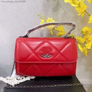 Les créateurs de sacs à main vendent des sacs pour femmes de marque chaude nouveau sac femmes chaîne rouge bandoulière unique