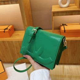 Les créateurs de sacs à main vendent des sacs pour femmes marques à prix réduits de haute qualité Fengxin Small Square Sac et une épaule à la mode