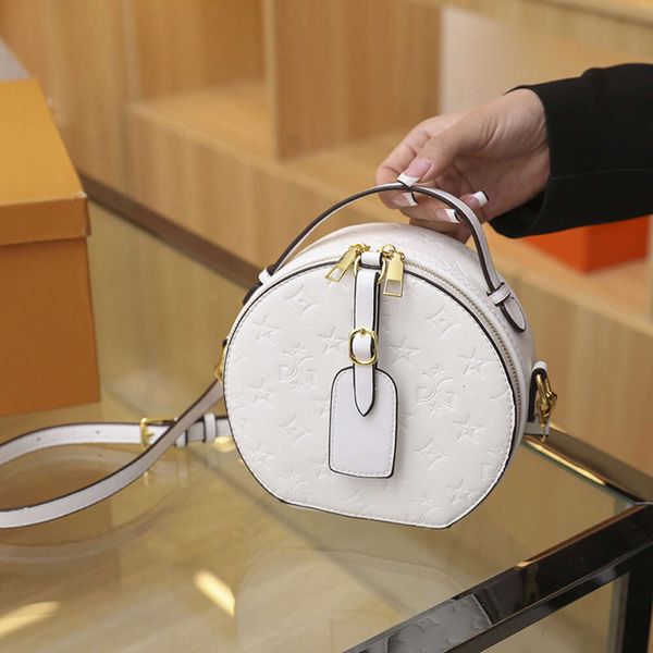 Sac à main à bandoulière pour femmes, vente en gros, nouvelle tendance du printemps, à la mode et personnalisé, petit gâteau, 2024