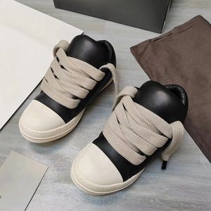 Botas de diseñador botas cortas para mujeres lienzo de diseñador botas casuales zapatos casuales para hombres de cuero gris negro