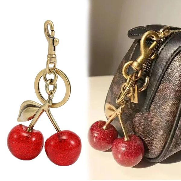 Porte-clés pendentif de sac à main pour femmes, accessoires de voiture en cristal cerise sur Internet exquis de haute qualité 240108