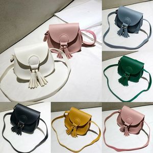 Sacs à main bébé vêtements d'été femmes filles mode petit sac à bandoulière en cuir taille sac solide gland sac à main dames cadeaux en gros 231121