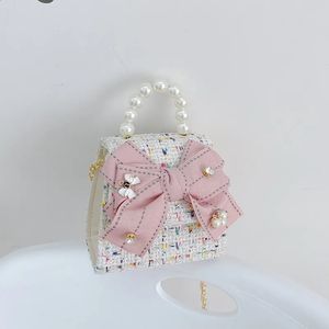 Sacs à main Fille Messenger Sac à dos Enfants Fleur Princesse Bow Sac Mignon Épaule Paquet Bébé Porte-Monnaie Sac À Main Cadeau Pour Enfants 231030