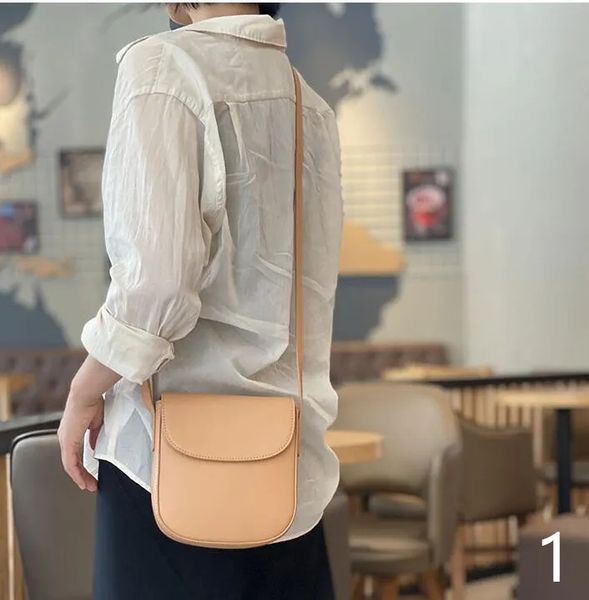 Bolsos Bolsos Bolsos de hombro Diseñadores de lujo T Alta calidad Moda para mujer CrossBody Cuero Embrague Cadena de diamante Bolsa cuadrada Bolso Totes Monedero Lady Wallet