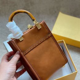 Handtassen Portefeuilles Designer Schouder Cross Body Mini Buttes Tas Portemonnee Draad Dubbele Letters Klinknagel Satchel Rechthoek Vrolijke Handgrepen Dames Luxurys Rugzakken Handtas