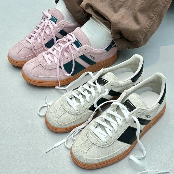 Handball spezial trois rayures gris rose blanc argenté noyau noir sportif de créateurs riches skate de skate rouge blanc vert hommes femmes sports bas sneakers 36-45